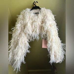 Eimy Istoire ivory cropped fluffy jacket new with tags